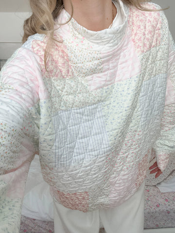 Soft Pastel Quilted Sweatshirt for Cozy Everyday Style