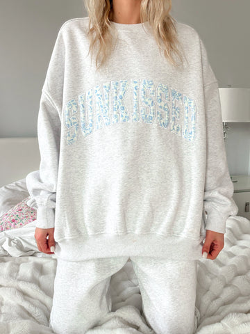 Pearl Grey Embroidered Floral Sweatshirt for Effortless Everyday Style