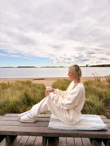 Ivory Sweatshirt with Sweet Cherry Print for Cozy Everyday Style