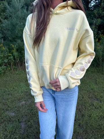 Coastal Bloom Hoodie with Embroidered Shells for Effortless Seaside Style