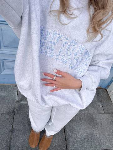 Pearl Grey Embroidered Floral Sweatshirt for Effortless Everyday Style