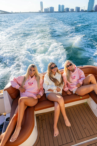 Whale Shark Embroidered Hoodie for Cozy Ocean-Inspired Street Style