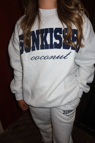 Pearl Grey Oversized Sweatshirt for Effortless Everyday Style