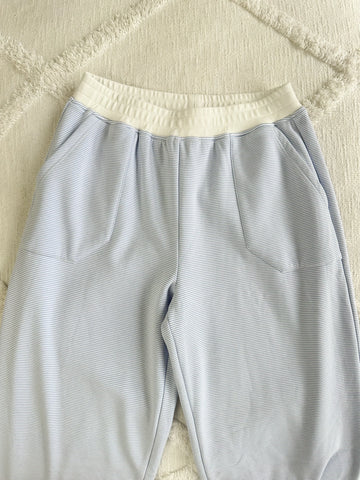 Effortless Blue and White Striped Sweatpants for a Casual Chic Look