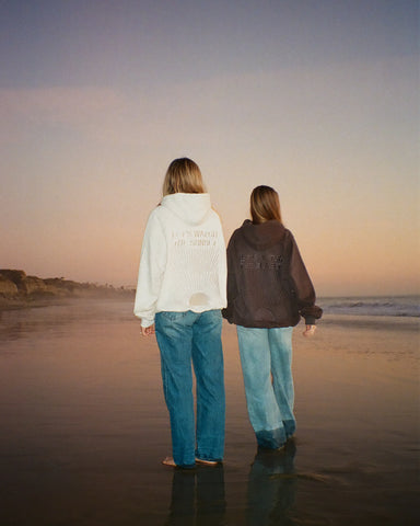 Oversized Sunset Hoodie for Cozy Evenings and Effortless Style