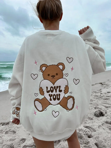 Adorable Teddy Bear Embroidered Sweatshirt for Cozy Valentine's Day Style