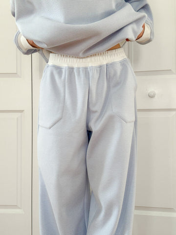 Effortless Blue and White Striped Sweatpants for a Casual Chic Look