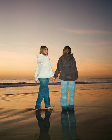 Oversized Sunset Hoodie for Cozy Evenings and Effortless Style