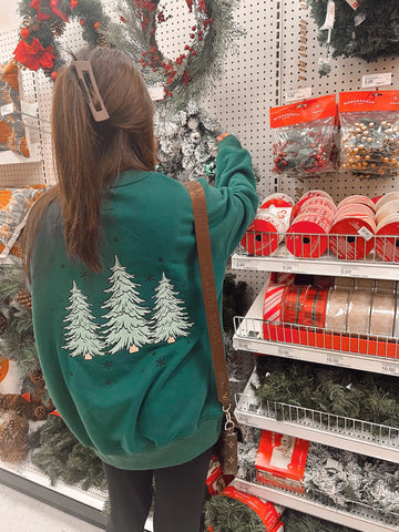 Cozy Christmas Tree Embroidered Sweatshirt for Festive Winter Style