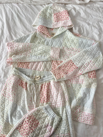 Soft Quilted Hoodie in Dreamy Pastel Hues