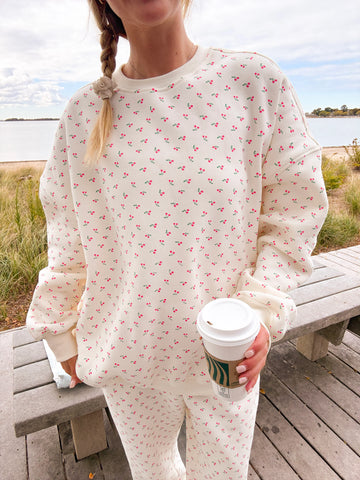 Ivory Sweatshirt with Sweet Cherry Print for Cozy Everyday Style