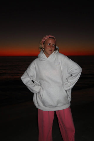 Effortless Pearl Grey Hoodie with Embroidered Star for Everyday Style