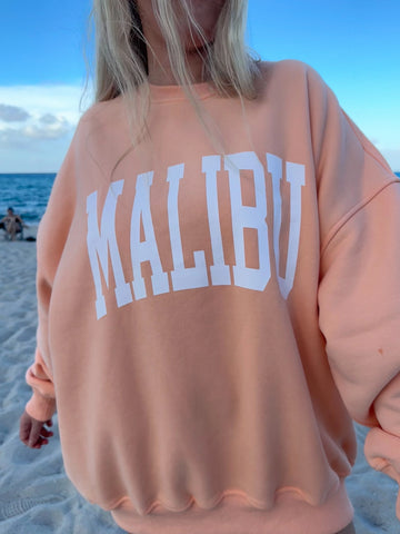 Effortless Malibu Graphic Sweatshirt for a Relaxed Everyday Look