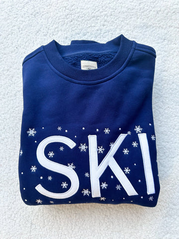 Cozy Snowflake Embroidered Sweatshirt for Winter Style