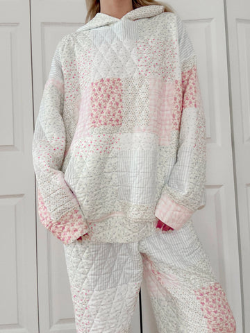 Soft Quilted Hoodie in Dreamy Pastel Hues