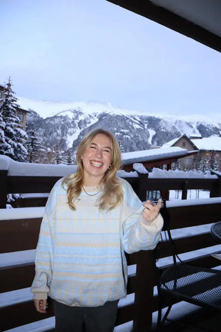 Cozy Aspen Ski Sweater for Winter Layering and Après-Ski Style