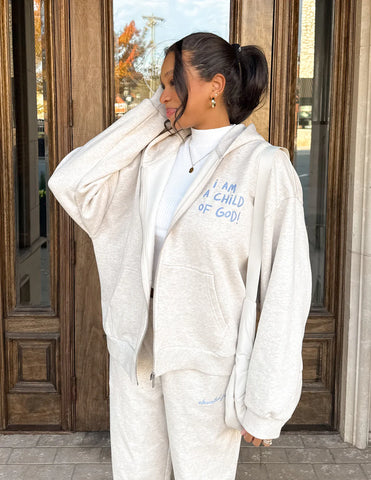 Cozy Oversized Hoodie for a Soft and Inspirational Everyday Look