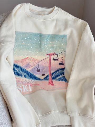 Cozy Lodge Ski Print Sweatshirt for Winter Cabin Style