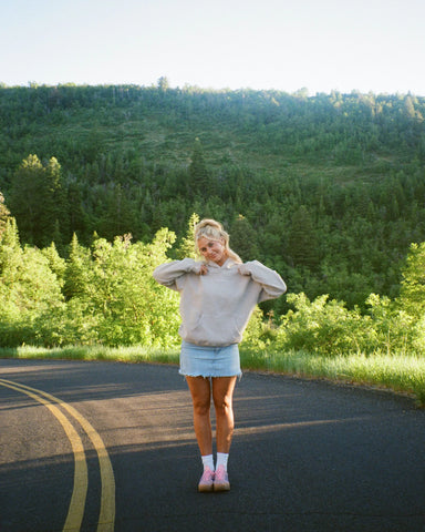 Cozy Oversized Hoodie for Late Night Drives and Everyday Comfort