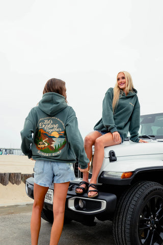 Cozy Fleece-Lined Hoodie for Everyday Adventures and Layered Comfort