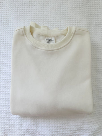 Effortless Ivory Sweatshirt for Cozy Everyday Style