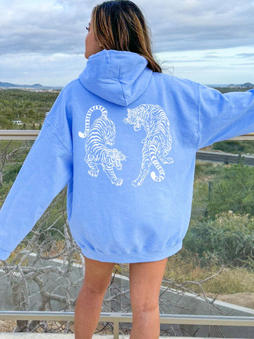 Vintage Tiger Graphic Hoodie for Cozy Street Style