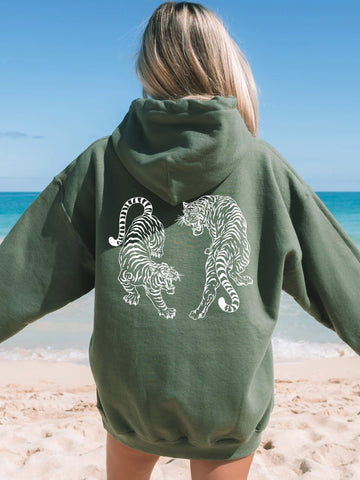 Vintage Tiger Graphic Hoodie for Cozy Street Style