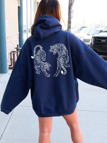 Vintage Tiger Graphic Hoodie for Cozy Street Style