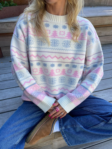 Cozy Nordic Knit Sweater for Winter Adventures and Après-Ski Style