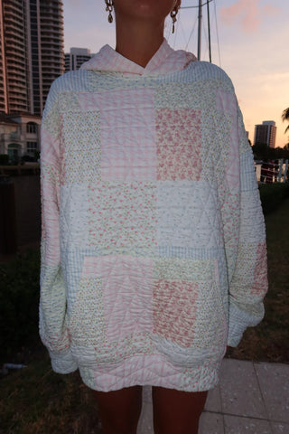Soft Quilted Hoodie in Dreamy Pastel Hues