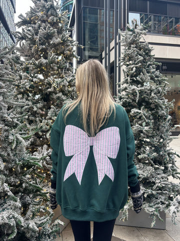Cozy Striped Sweatshirt with Bow Embroidery for Winter Comfort