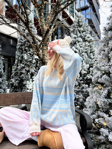 Cozy Aspen Ski Sweater for Winter Layering and Après-Ski Style