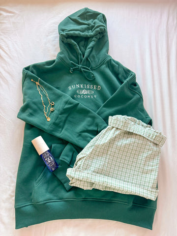 Cozy Embroidered Green Hoodie for Effortless Winter Style