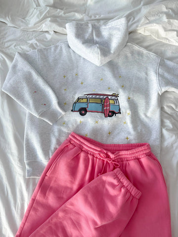 Effortless Pearl Grey Hoodie with Embroidered Star for Everyday Style