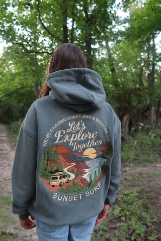 Cozy Fleece-Lined Hoodie for Everyday Adventures and Layered Comfort