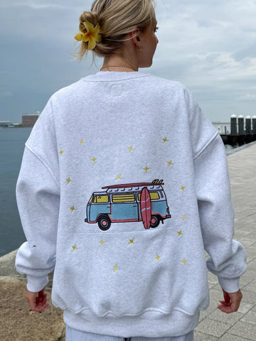 Pearl Grey Embroidered Star Sweatshirt for Effortless Everyday Style