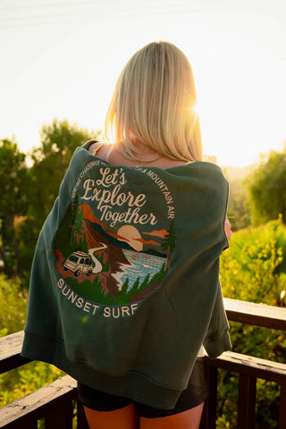 Cozy Fleece-Lined Hoodie for Everyday Adventures and Layered Comfort