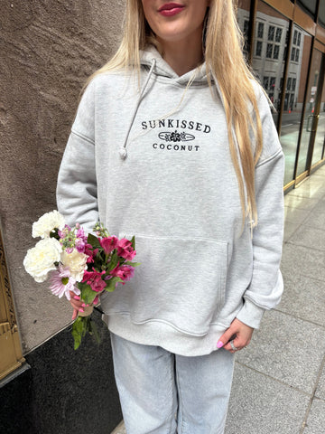 Relaxed Embroidered Hoodie in Soft Grey for Effortless Everyday Style
