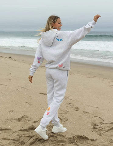 Unisex Relaxed Fit Hoodie for Cozy Everyday Comfort