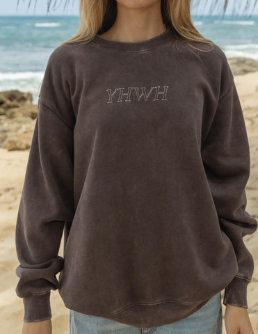 Meaningful Scripture Sweatshirt with 'I AM' Embroidery for Faithful Style