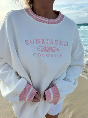 Vintage Crewneck Sweatshirt with Embroidered Logo in Soft White and Pink